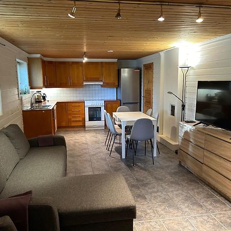 3 roms leilighet med parkering  Tromsø Buitenkant foto