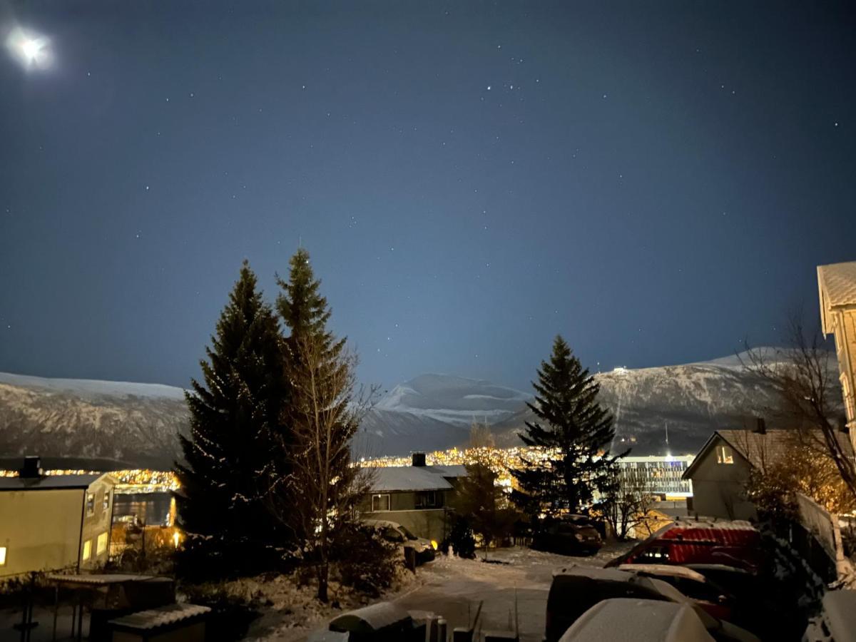 3 roms leilighet med parkering  Tromsø Buitenkant foto